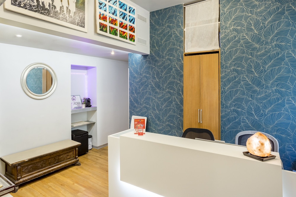 Amoroma Suite 28/50