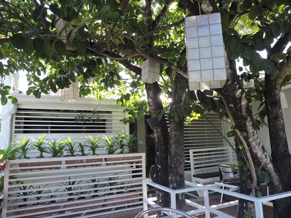 Orange Mangrove Pension House by SMS Hospitality 58/60