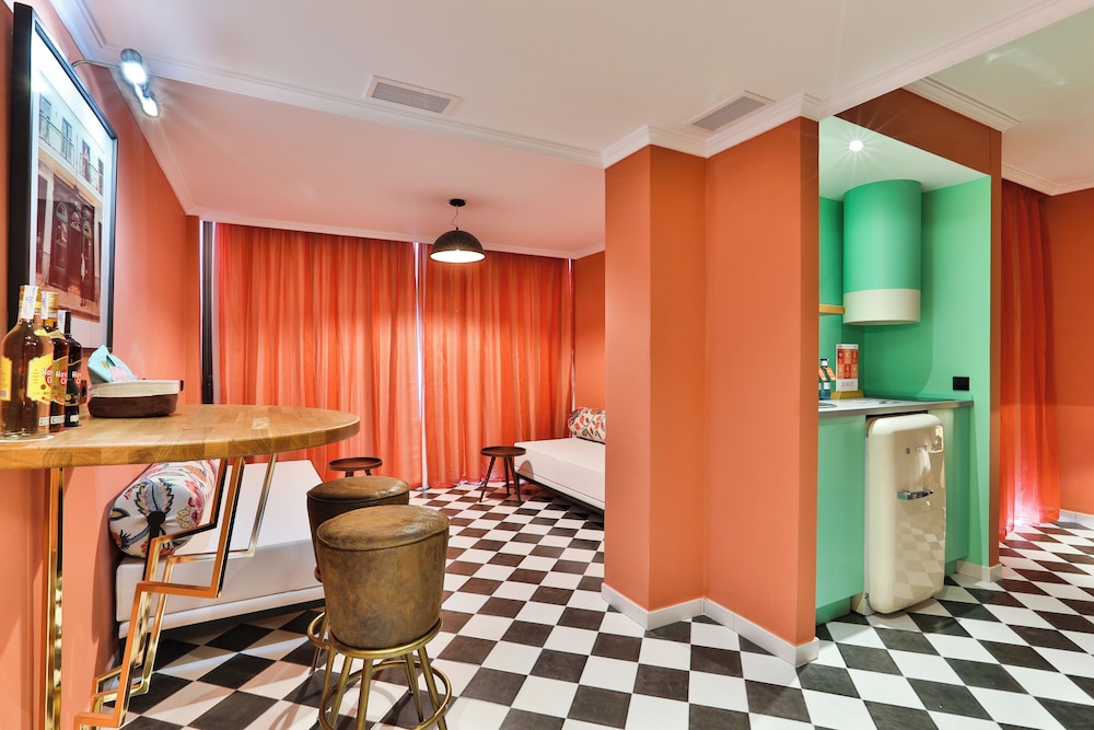 CUBANITO IBIZA SUITES 12/50