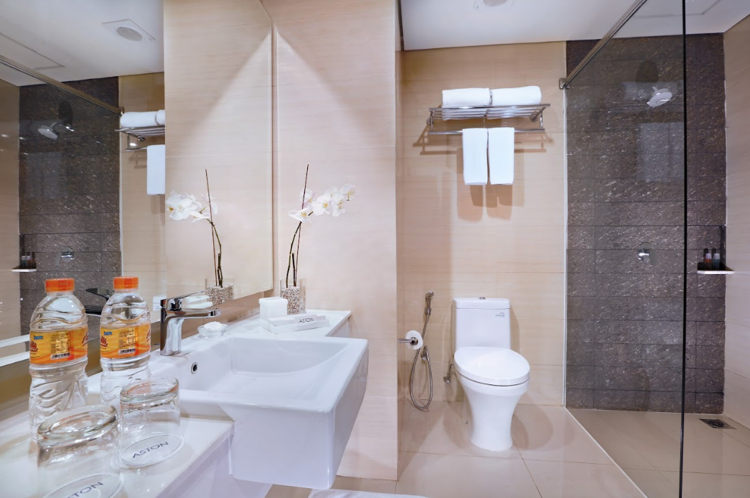 غرفة سوبيريور، Aston Imperial Bekasi Hotel & Conference Center 2/2