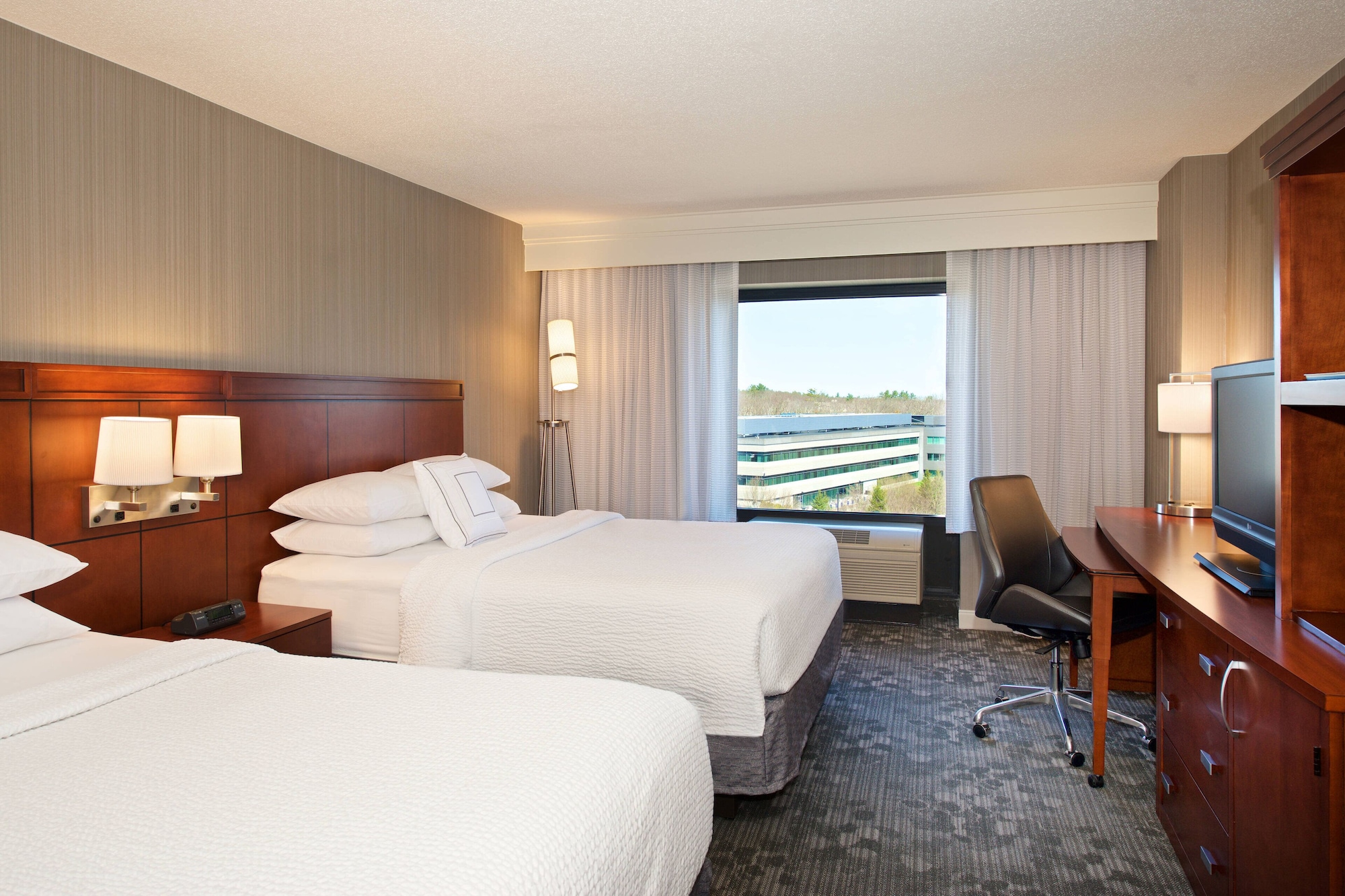 room, 2 queen beds
