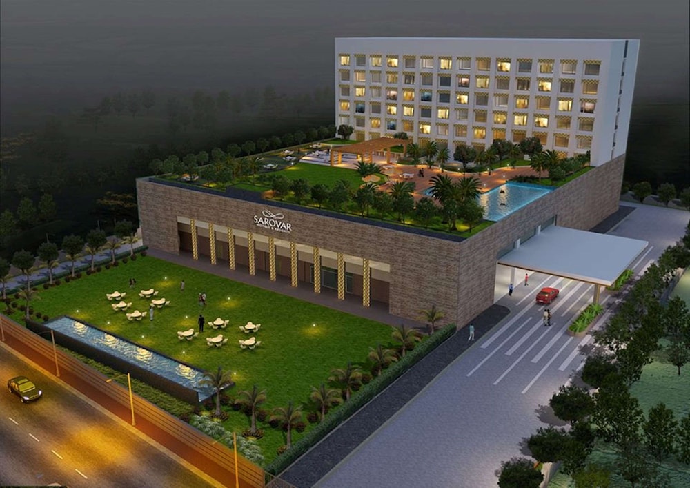 Balaji Sarovar Premiere Solapur 4/45