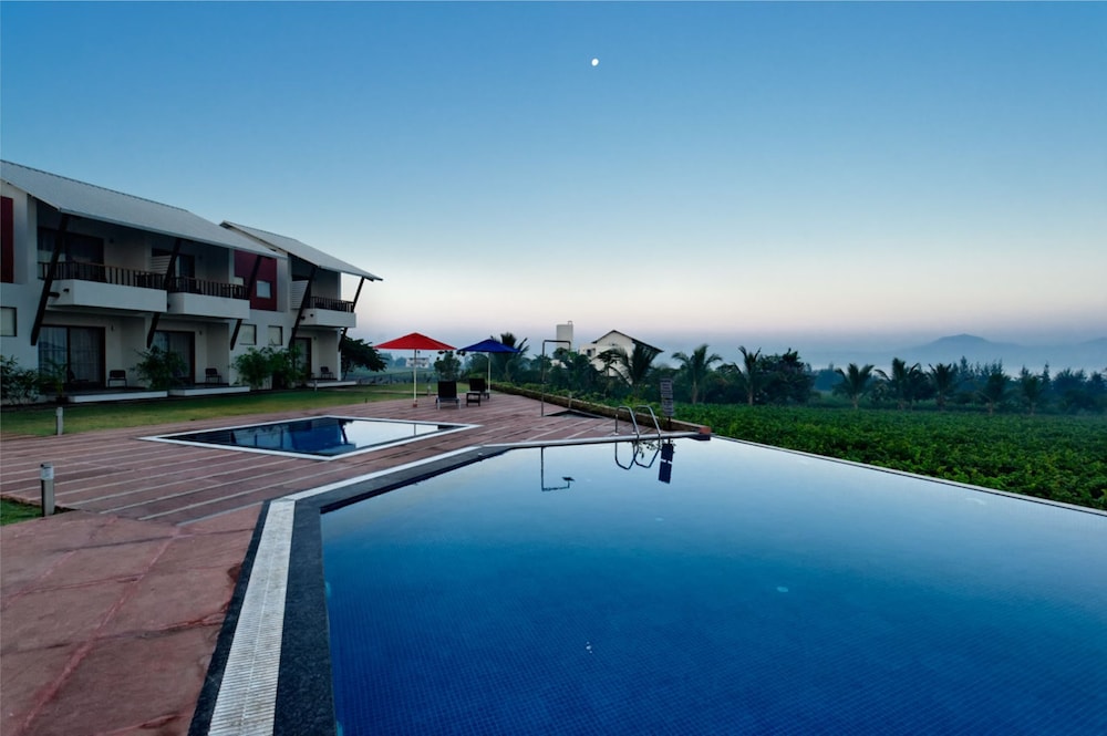Regenta Resort Soma Vine Village 33/34