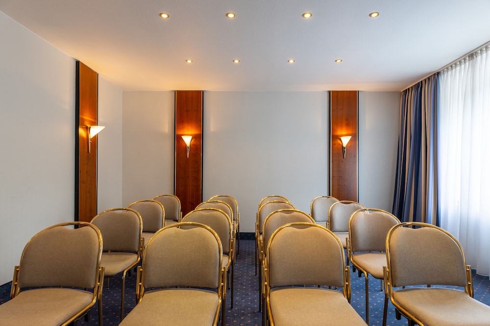 Trip Inn Hotel Esplanade 48/71