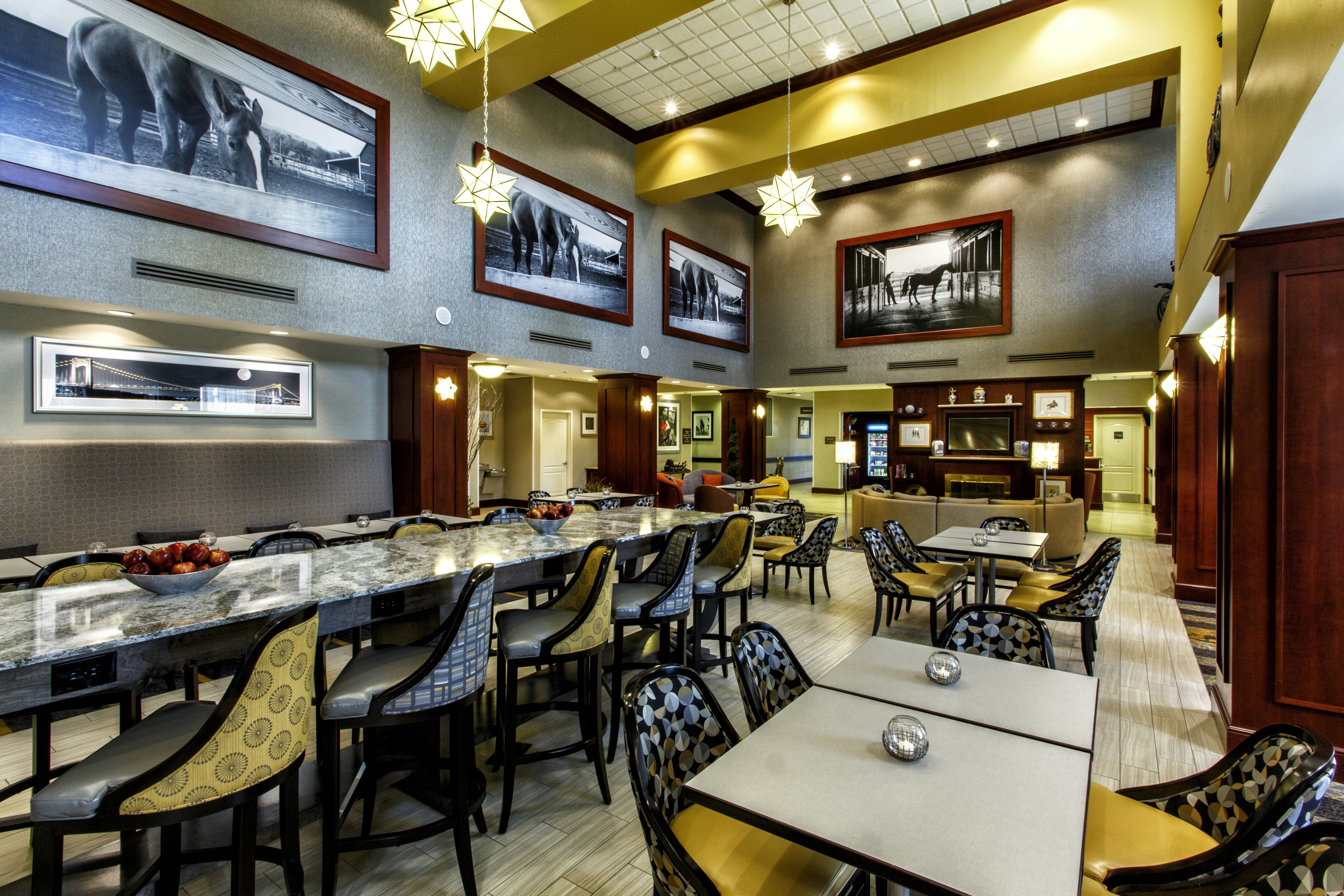 Hampton Inn And Suites Staten Island 35/41