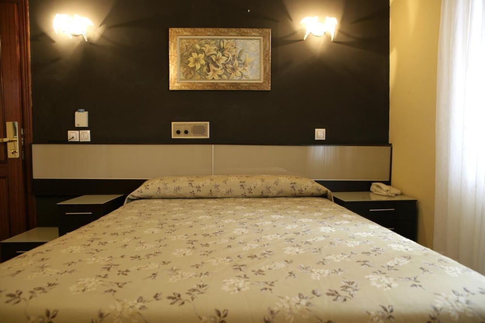 Hotel Azpiazu 13/34