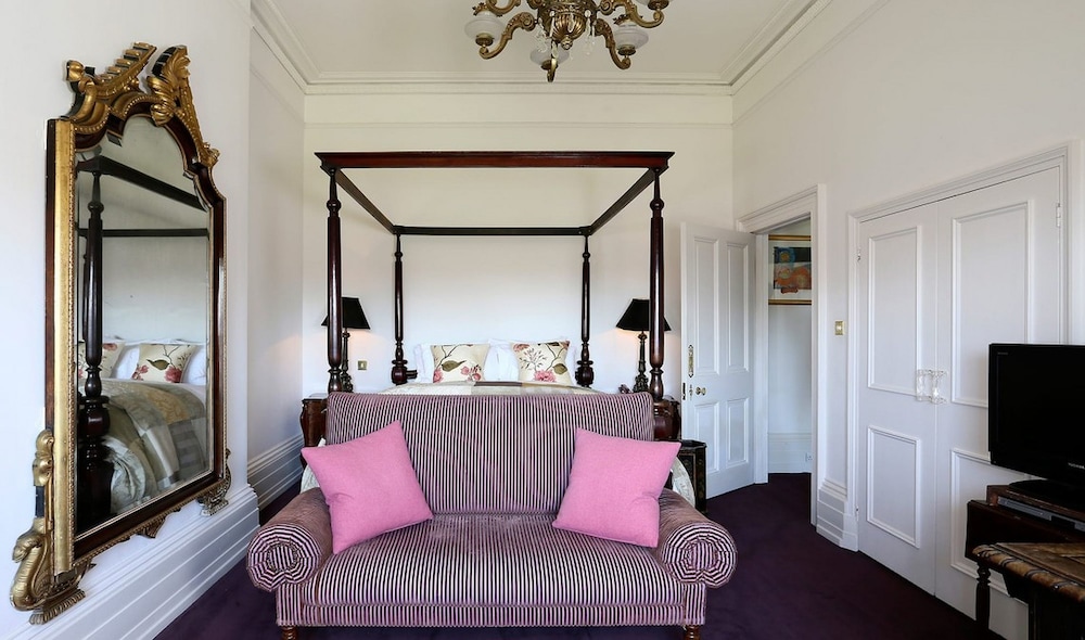 The Ickworth Hotel 2/54