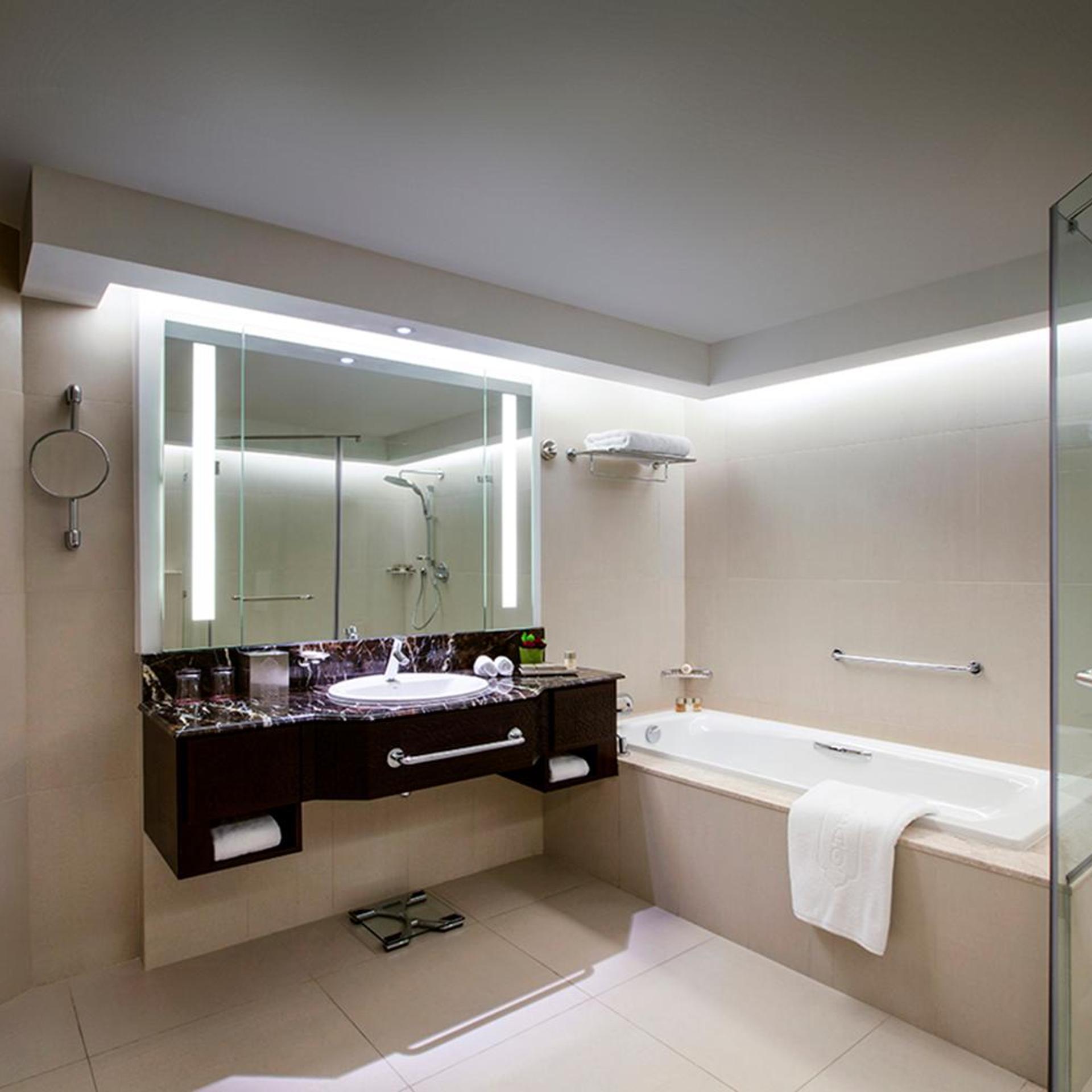 استوديو ديلوكس، Bab Al Qasr Residence 6/9