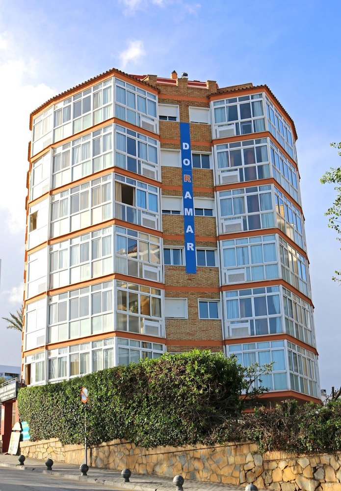 Doramar Apartments 2/22