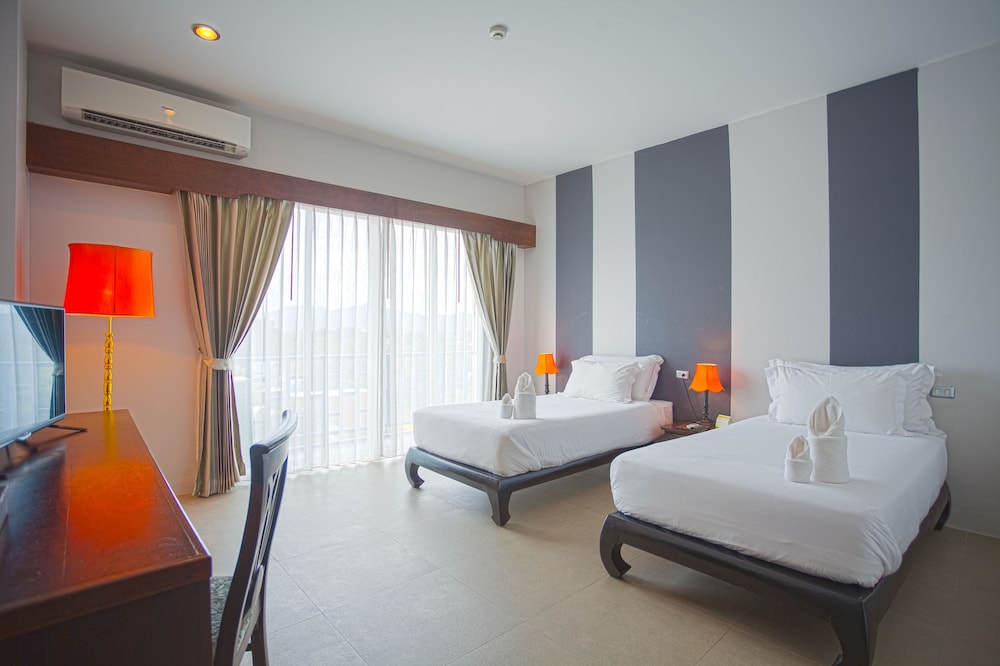 SUPERIOR, TWIN BEDS