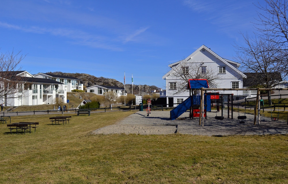 Havna Hotel & Sjobad 60/68