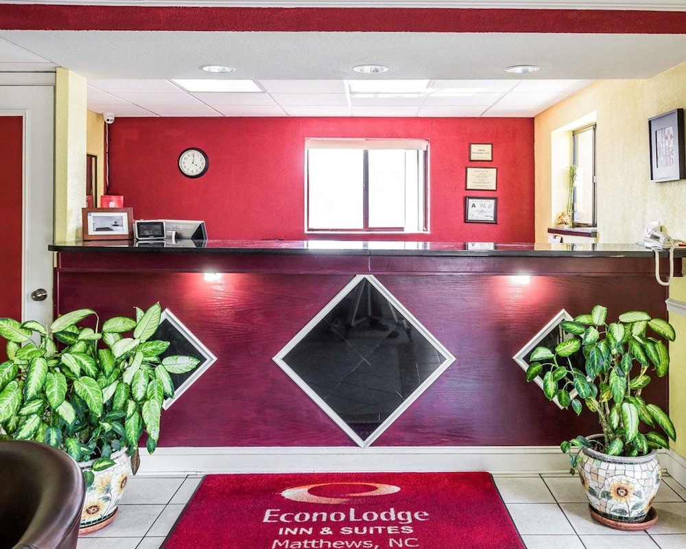 Econo Lodge Inn And Suites Matthews Charlotte 10/28