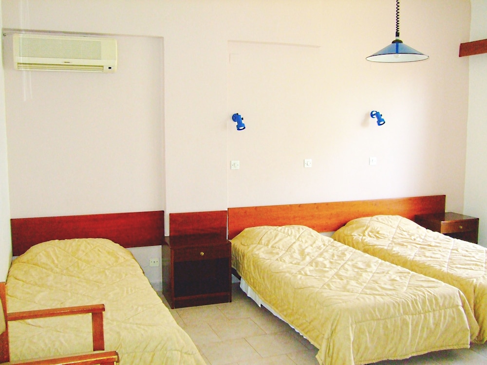 Antonios Hotel 22/62