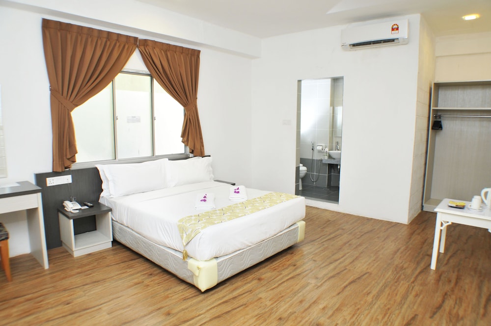 Promenade Service Apartments 18/72