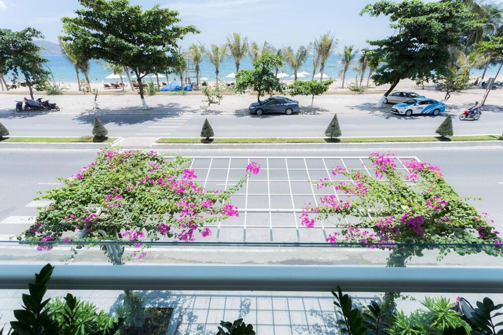 Truong Hotel 57/67