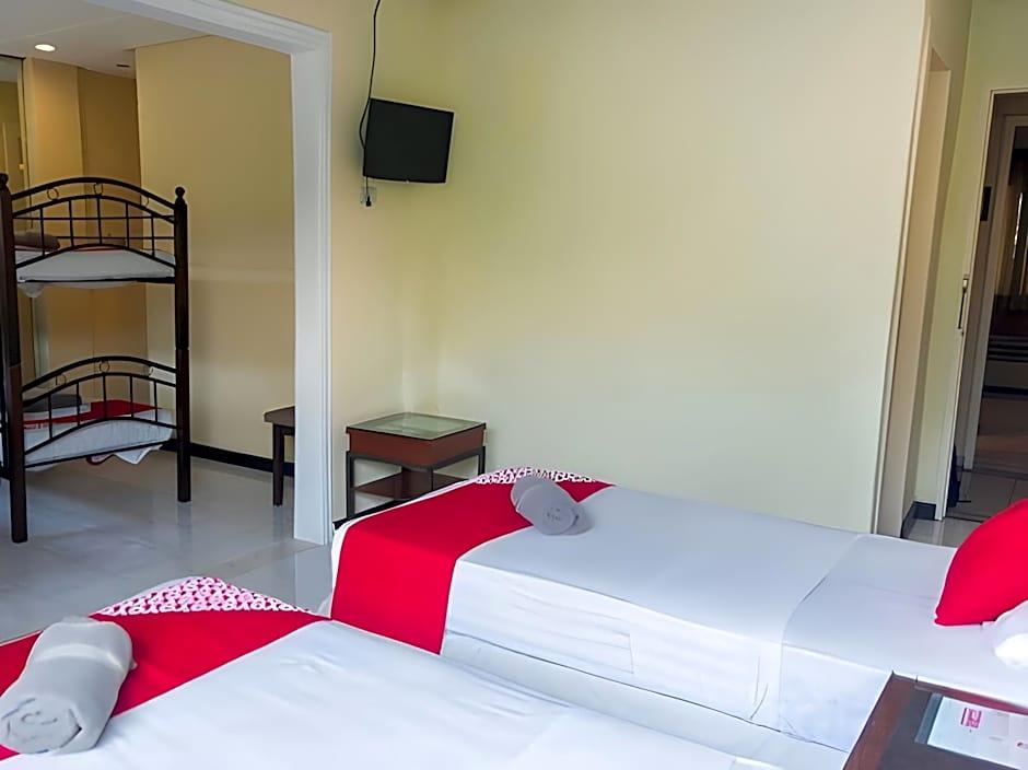 Chito's Hotel 22/50