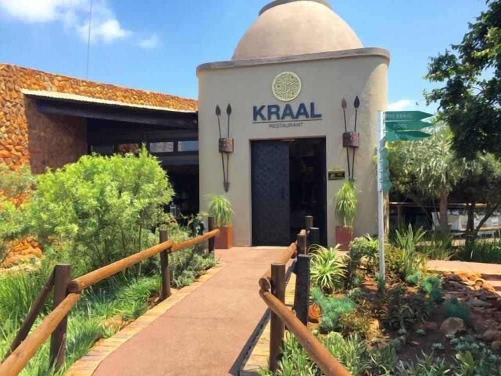 Thaba Eco Hotel 43/47