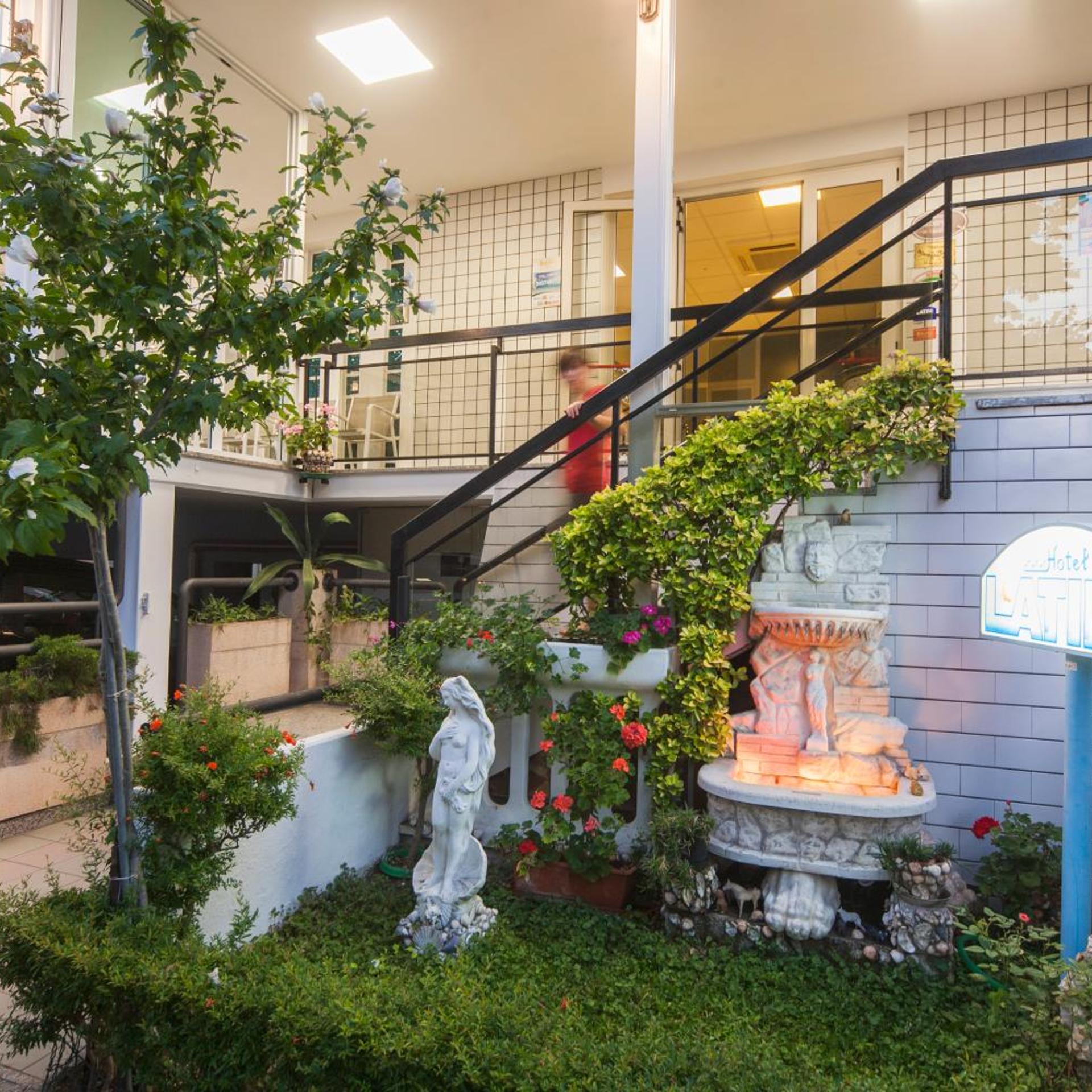 Hotel Latini 46/50