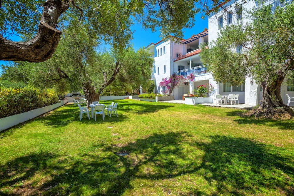 Xenios Faros Apartments 26/36