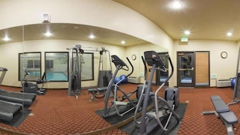 Holiday Inn Express Hotel & Suites Kalispell 47/77