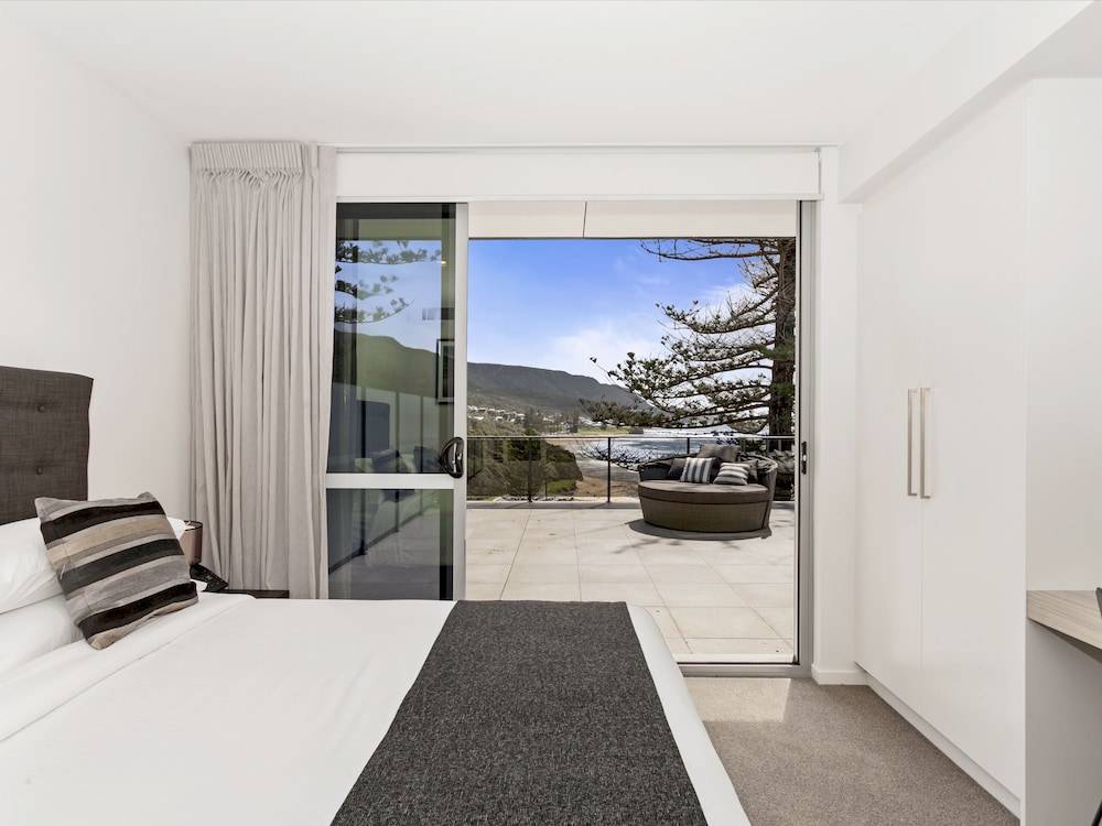 Headlands Austinmer Beach 42/71