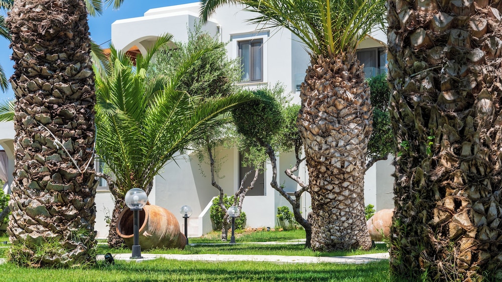 Malena Hotel and Suites - Adults Only by Omilos Hotels 46/50
