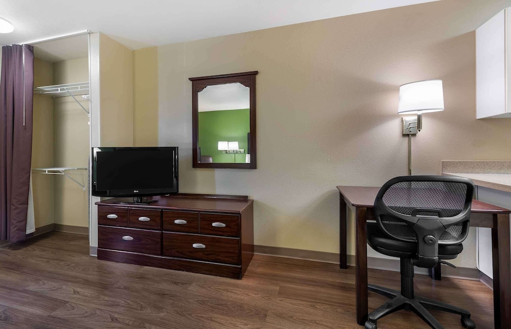 Extended Stay America - Colorado Springs - West 46/59