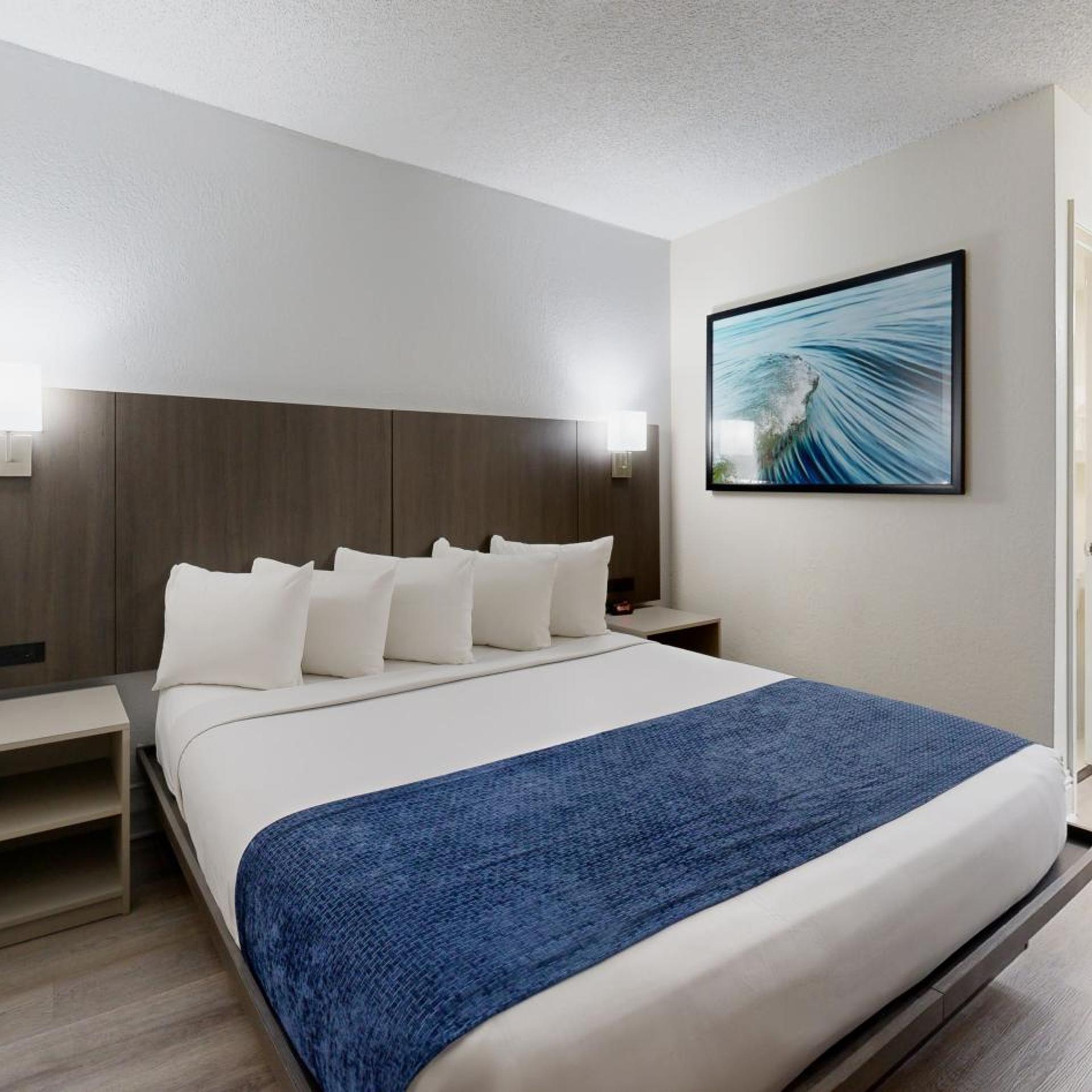 Renovated, Premium, Suite, King Bed