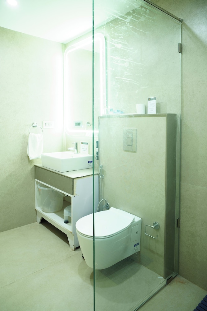 Orsino Resort Mall Road 45/46