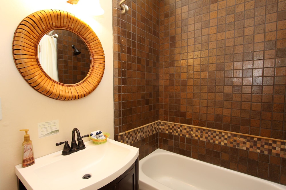 Napa Inn 46/50