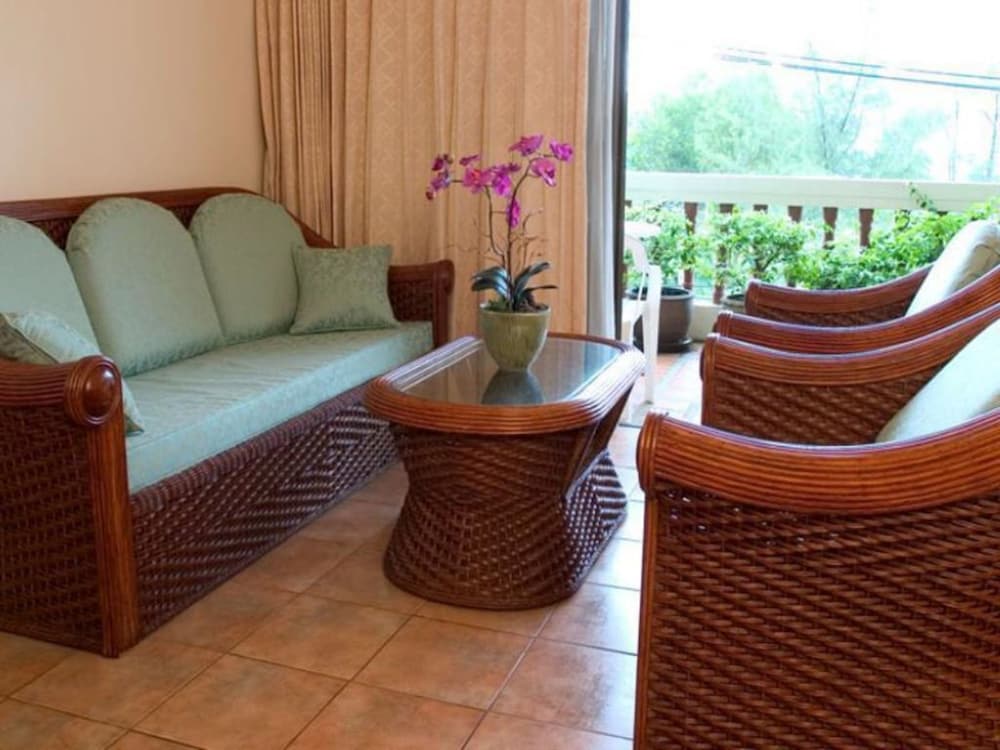 Surin Bay Apartment 22/31