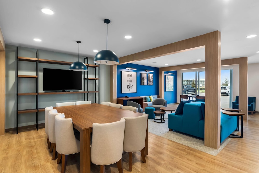 Everhome Suites Bastrop 27/49