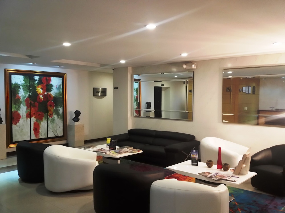 Hotel Sky Medellin 38/55