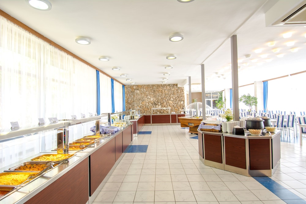 Holiday Village Sagitta 42/62