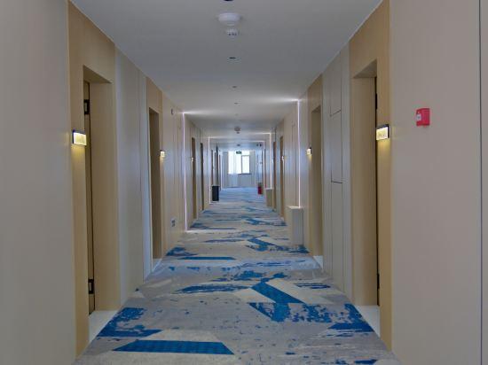 Captain Chain Hotel (Daixian Selected) 24/25
