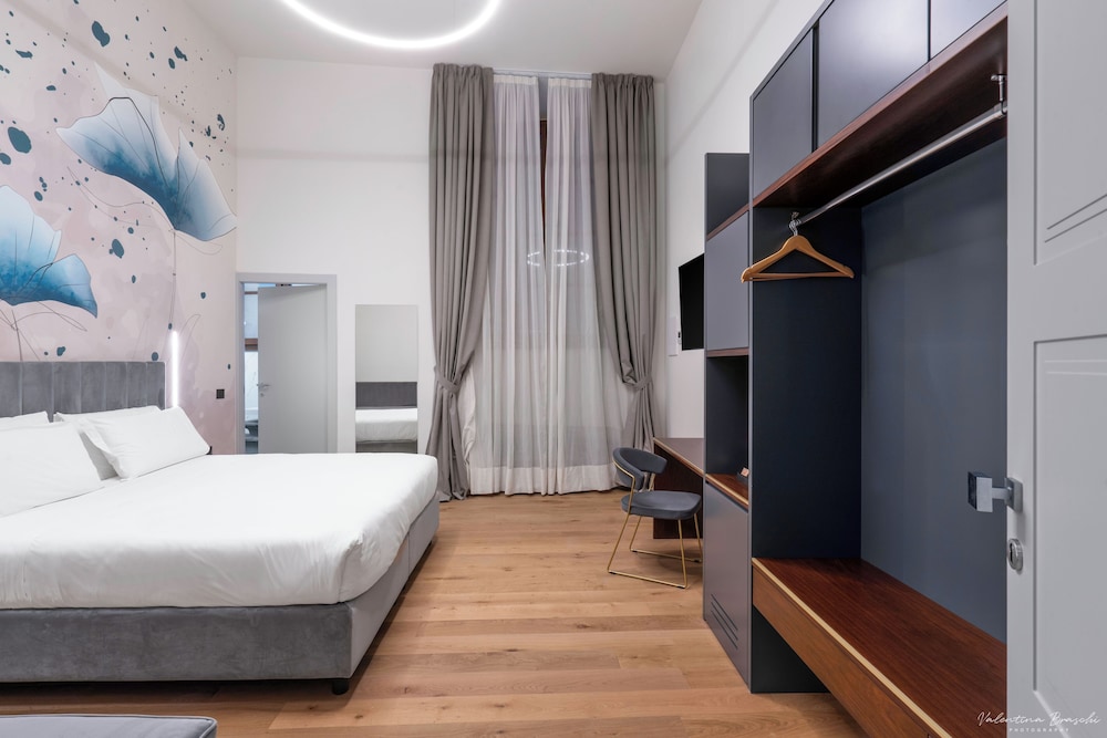 Hotel Adamas 8/47