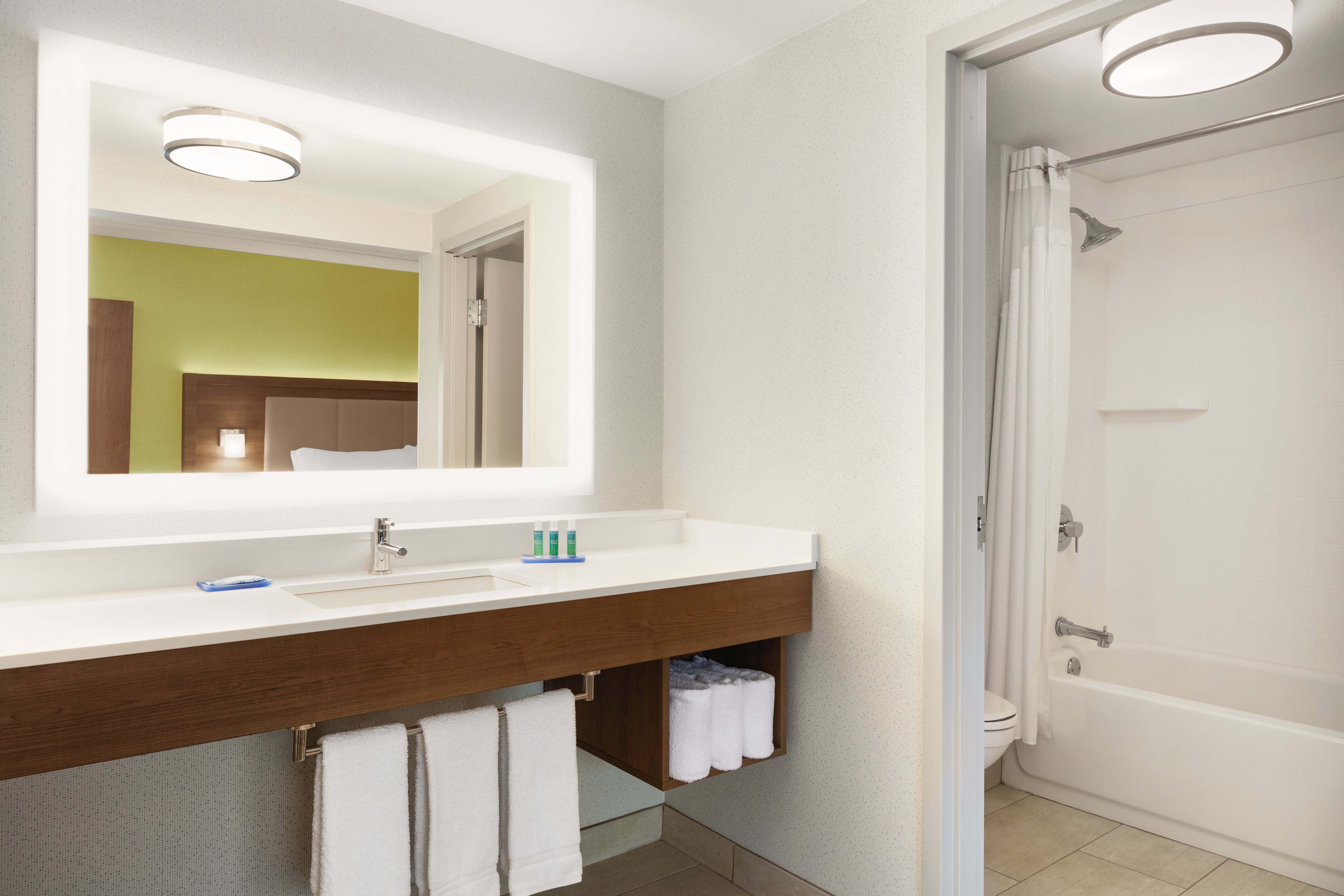 جناح بسرير مزدوج لذوي الإعاقة، Holiday Inn Express Hartford South Rocky Hill 3/3