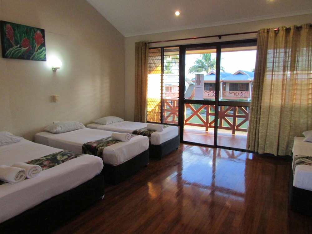 Wailoaloa Beach Resort Fiji 49/76