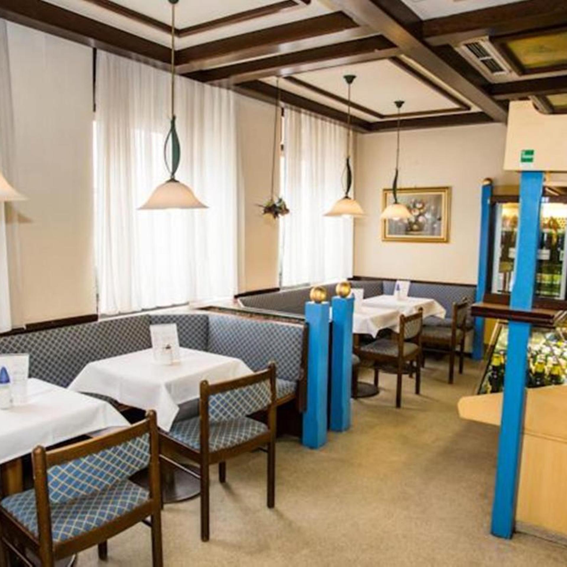 Hadrigan Hotel 63/69