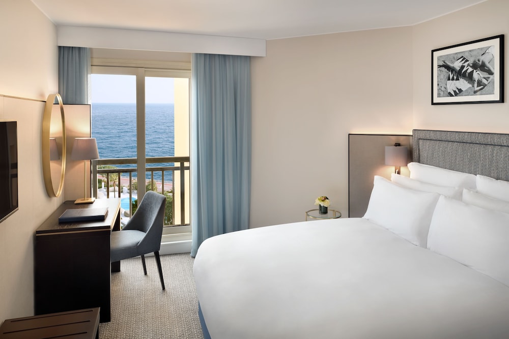 Columbus Hotel Monte-Carlo, Curio Collection by Hilton 9/46