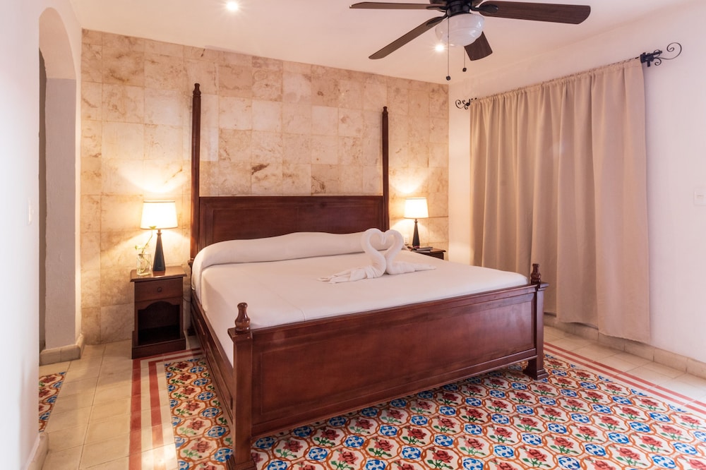 La Aurora Hotel Colonial 21/61