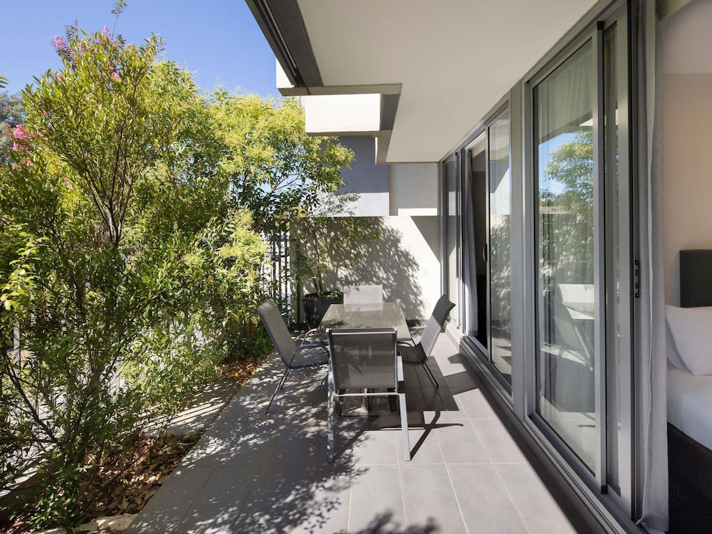 The Sebel Melbourne Kew 57/59