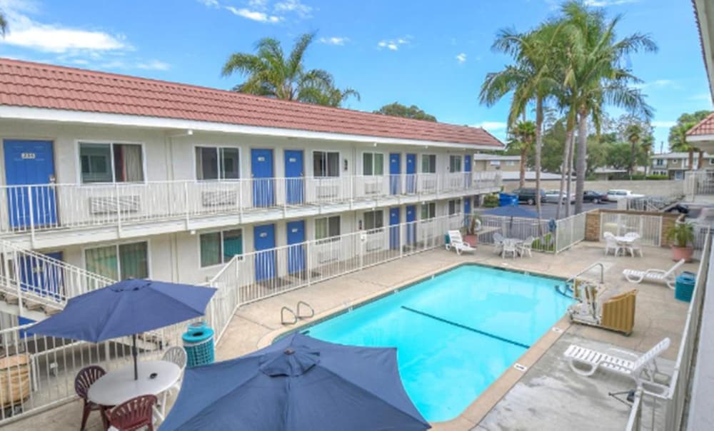 Motel6 Costa Mesa, CA in COSTA MESA - CA