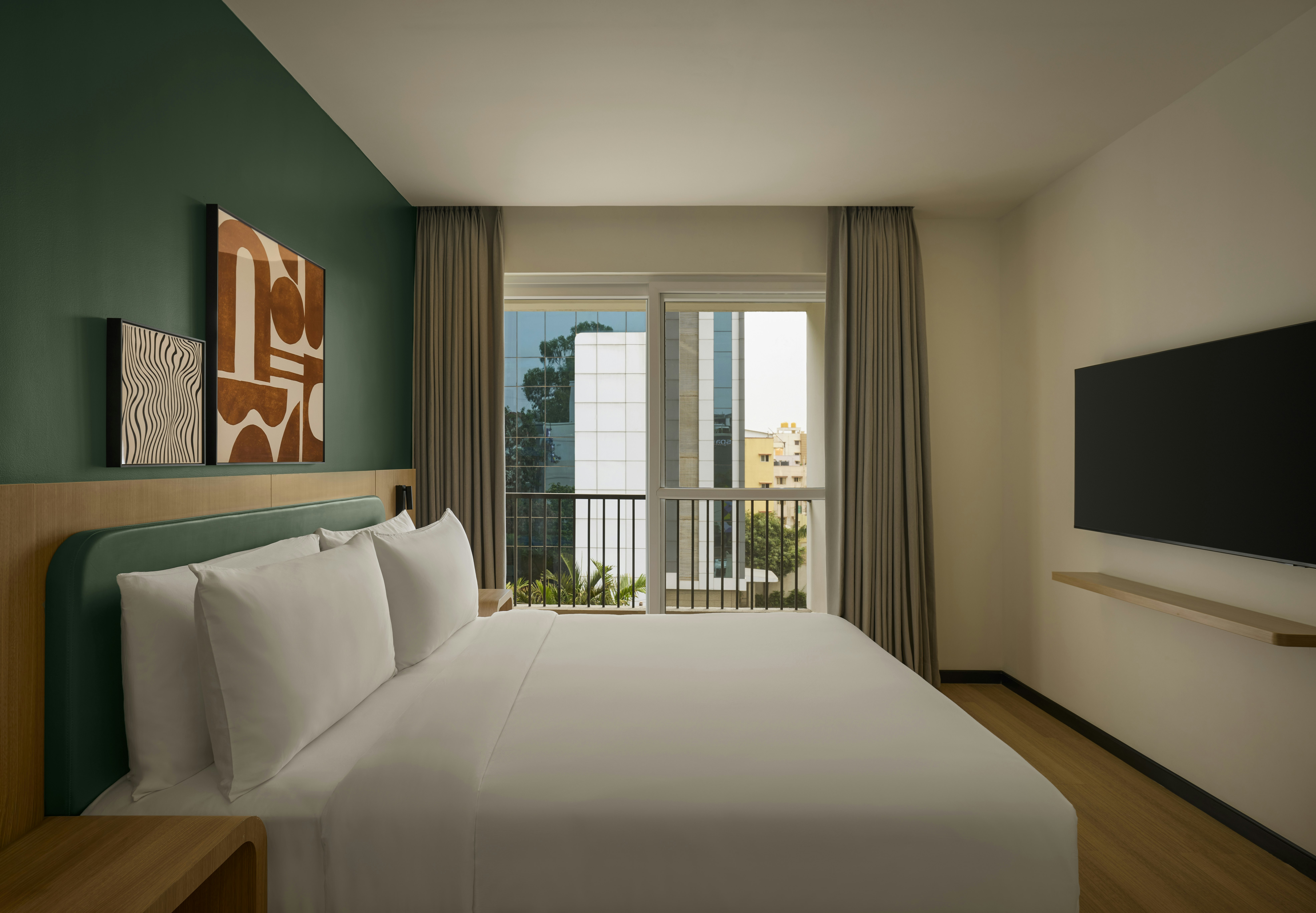 Room, King Bed, Balcony