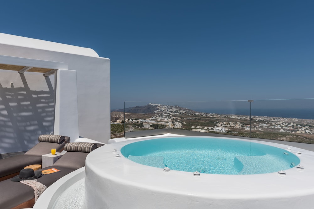 White & Co. Exclusive Island Villas 16/45