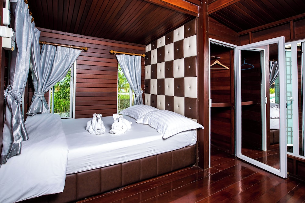 STANDARD, SINGLE BED, GARDEN VIEW