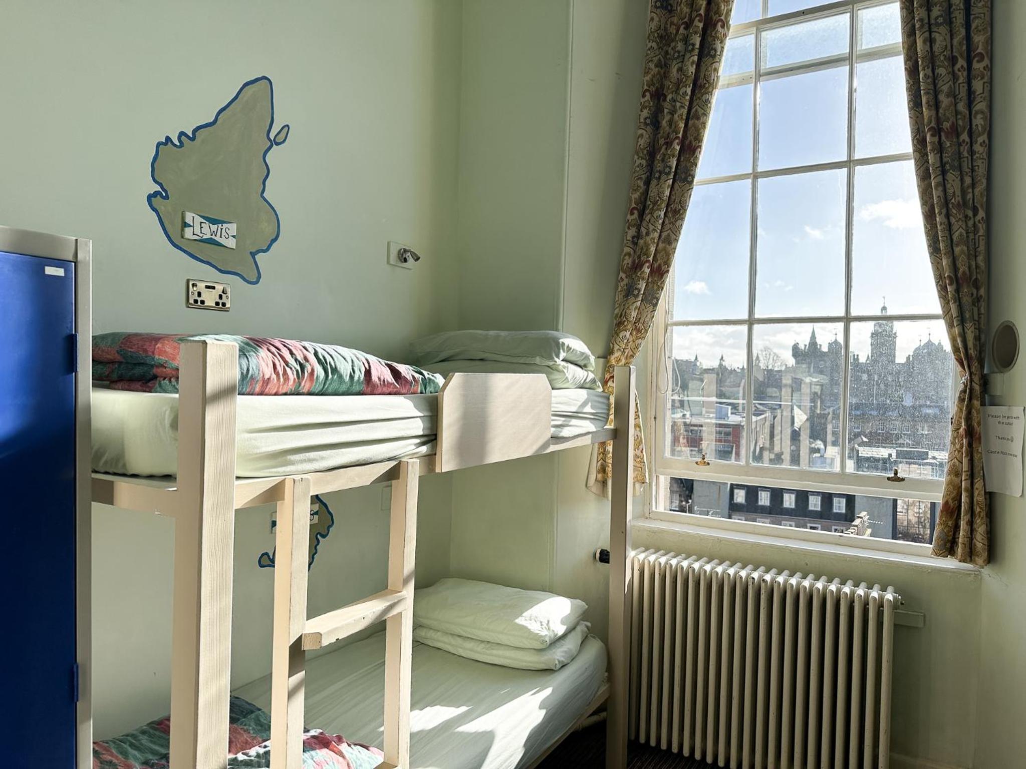 Castle Rock Hostel - Adults Only 6/39
