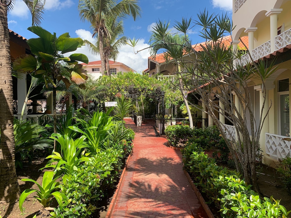 Seranta Brisas de Bavaro Ex the Mt Hotel 46/50
