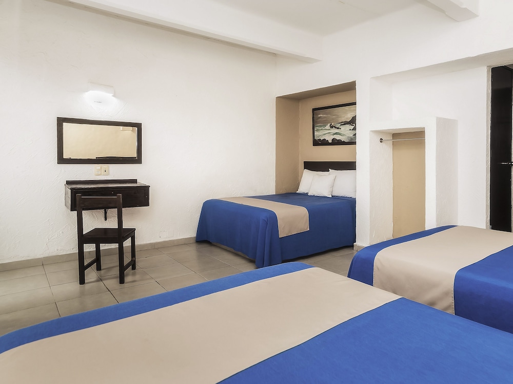 Hotel Trianon 9/17
