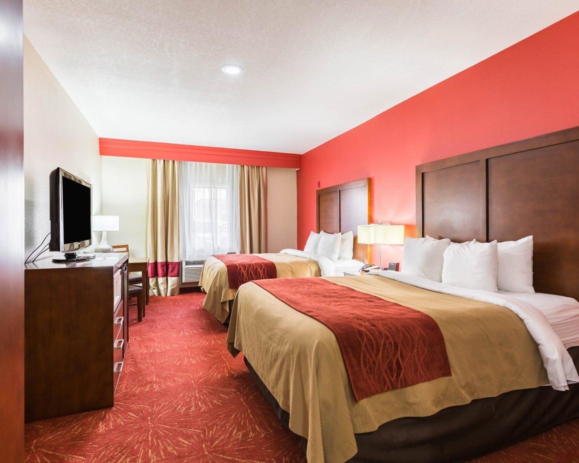 ROOM, KING BED, ACCESSIBLE
